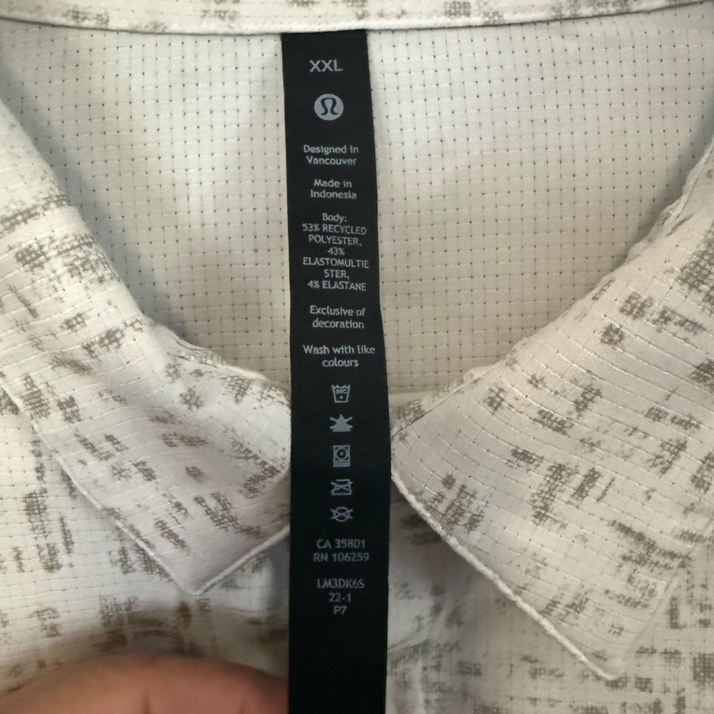 Lululemon Airing Easy Shirt Men XXL Green White Button Up Athletic Vented - Picture 3 of 7